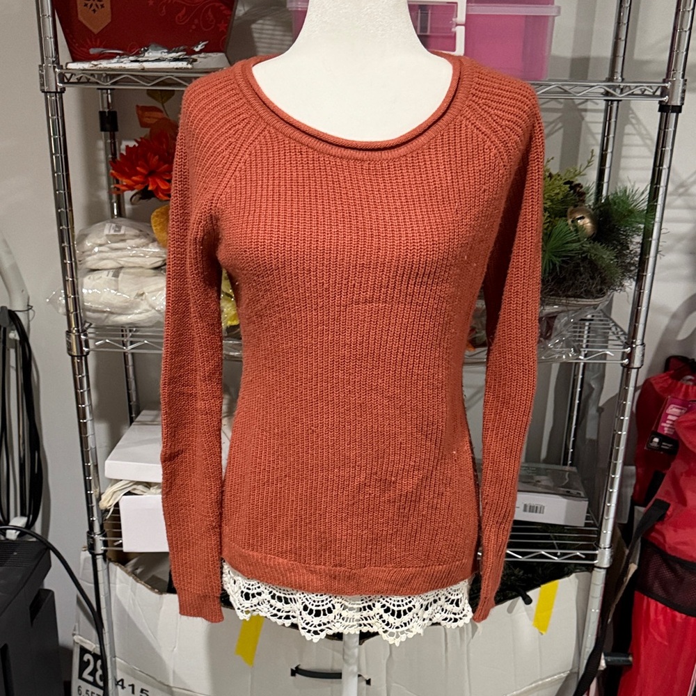 Women’s Hippie Rose Lace Detail Sweater 🌸